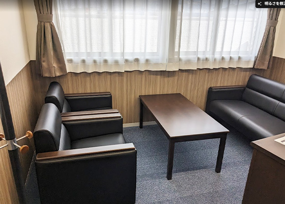 応接室　家具の納入